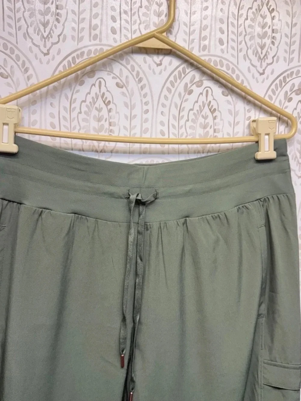 Men's Olive Green Drawstring Cargo Jogger Pants